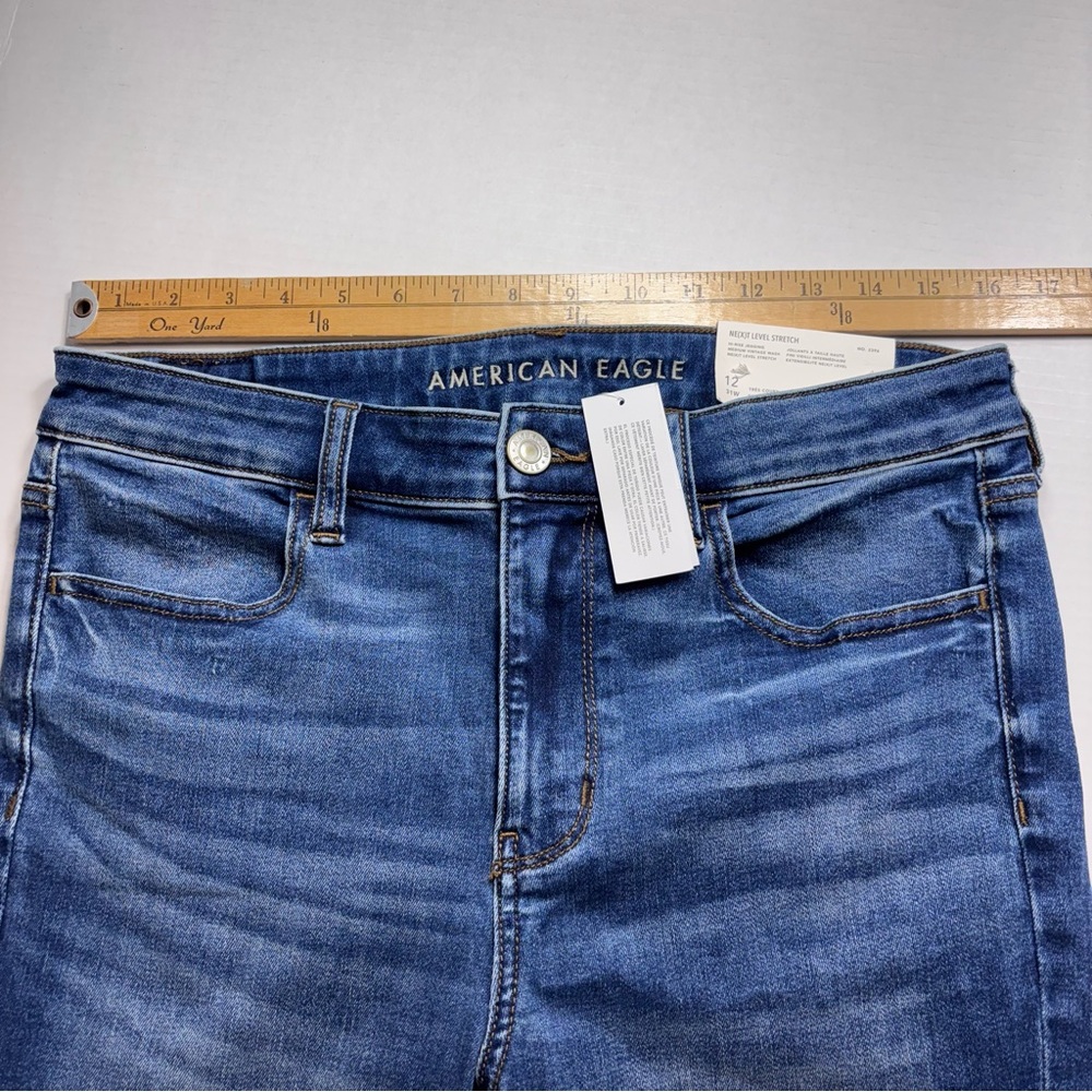 American Eagle Hi-Rise Next Level Stretch Jegging Jean Medium Wash Womens 12 NWT - Picture 6 of 12